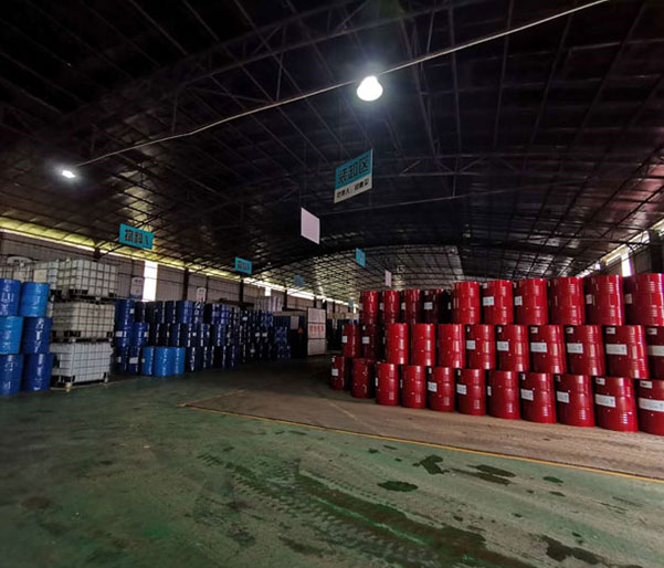南京專業環戊烷高壓發泡機廠家