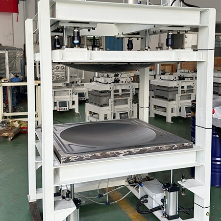 保溫水箱發泡模具模架