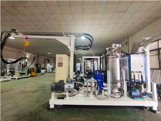 聚氨酯發泡機
